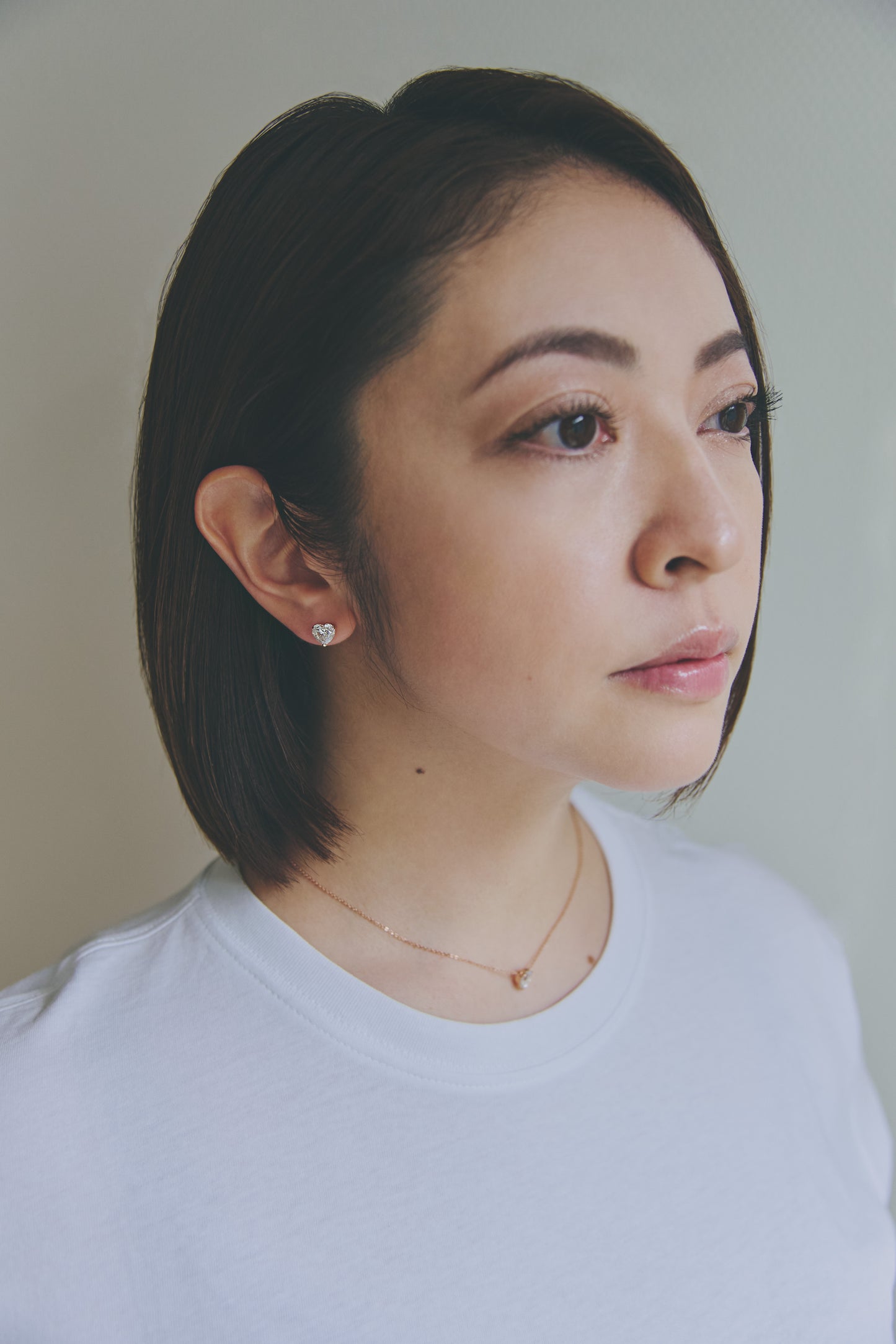 Heart stud earrings