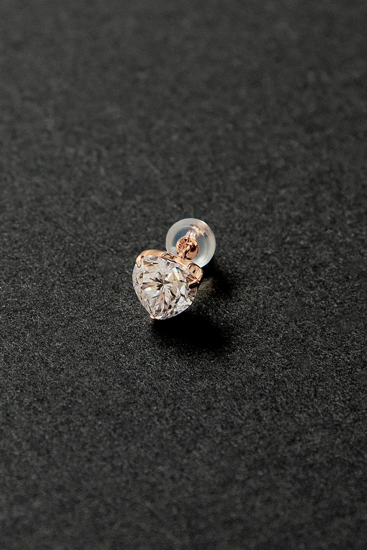 Heart stud earrings