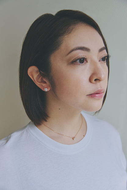 Heart stud earrings