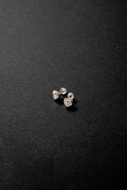 Heart stud earrings