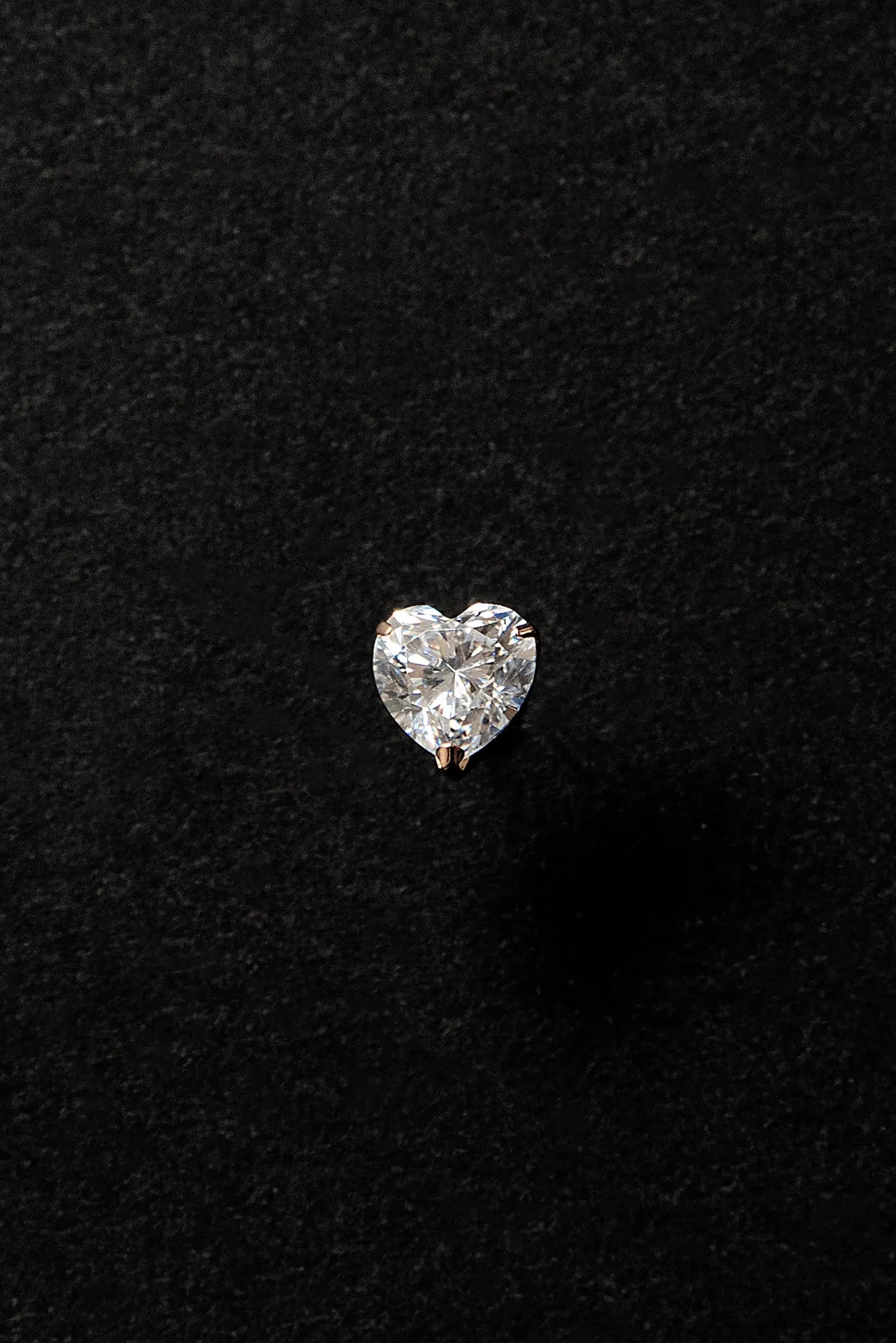 Heart stud earrings